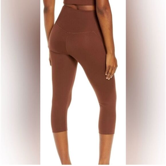 Girlfriend collective brown Cropped legging size M - Picture 2 of 7